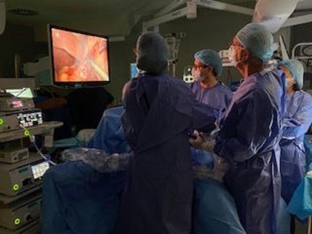 cirugia-laparoscopica-con-rayos-infrarrojos
