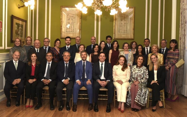 “La profesión farmacéutica ya resuelve muchos de los nuevos retos sanitarios y está preparada para ofrecer más soluciones a necesidades urgentes” 