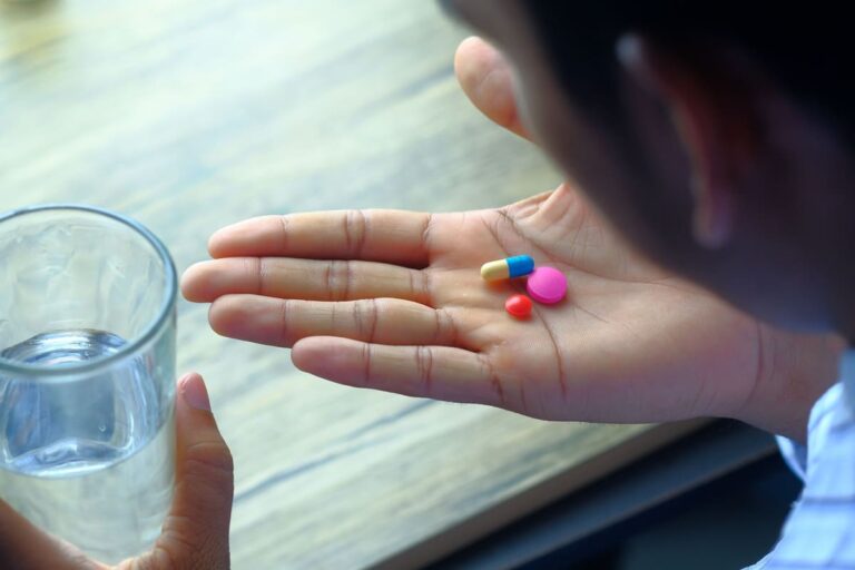 El paciente gana protagonismo en todo el ciclo del medicamento pasando de ser receptor del tratamiento a participante en las decisiones